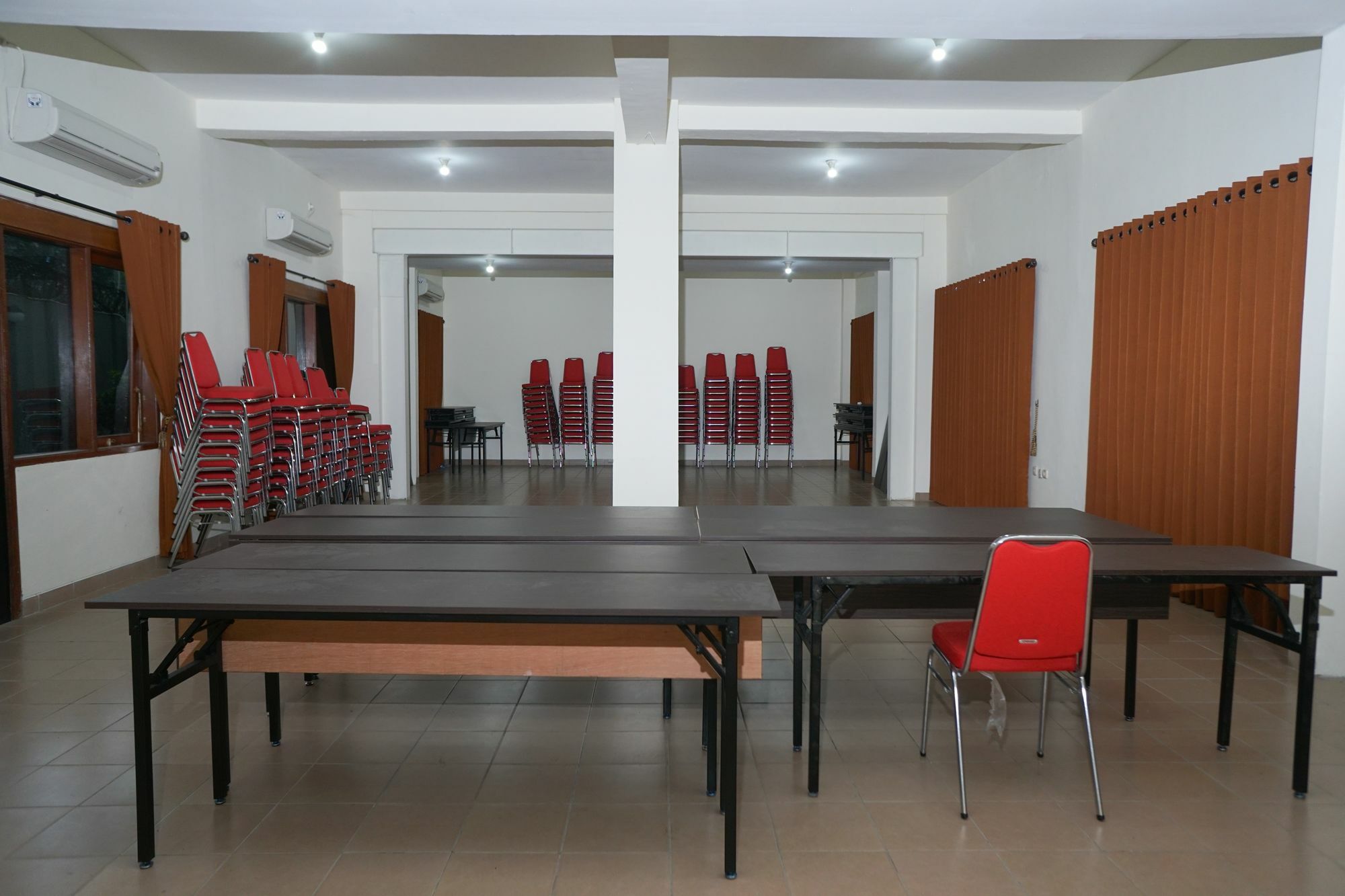 בנדונג Reddoorz Plus @ Ciumbuleuit Area מראה חיצוני תמונה